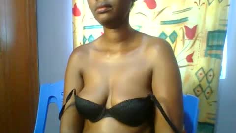 Snapshot of sweet_jamiie chatting on 4, 4, 2026 jay online show from 4, 4, 2026