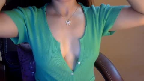 sweet_kanchi online show from 13, 4, 2026