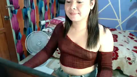 Snapshot of sweet_kendallxxxx chatting on 9, 1, 2025 Nicahhh online show from 9, 1, 2025