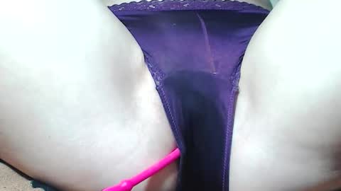 Kitten online show from 12, 3, 2026