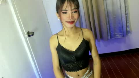 sweet_kyliexx online show from 12, 6, 2026