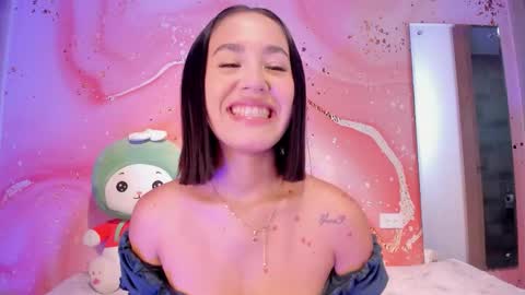 Snapshot of sweet_lemariee_ chatting on 26, 10, 2025 Lemarie online show from 26, 10, 2025