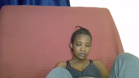 sweet_lessly online show from 3, 2, 2026