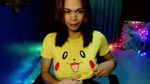 Snapshot of sweet_like_angel143 chatting on 24, 6, 2026 angie online show from 24, 6, 2026