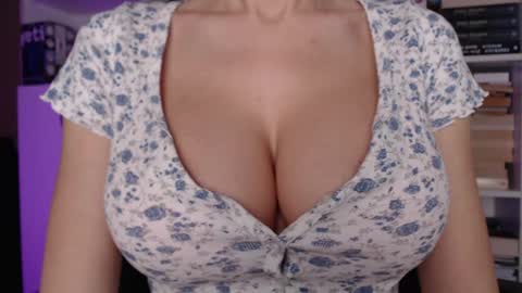 Jen online show from 4, 3, 2026
