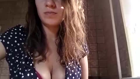 Anna online show from 8, 2, 2025