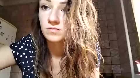 Anna online show from 9, 2, 2025