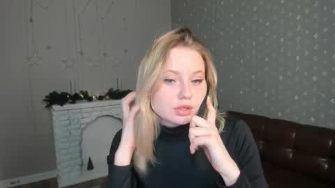 Snapshot of sweet_m1la chatting on 31, 1, 2026 Mikki online show from 31, 1, 2026