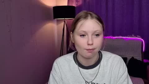 Snapshot of sweet_m1la chatting on 28, 2, 2026 Mikki online show from 28, 2, 2026