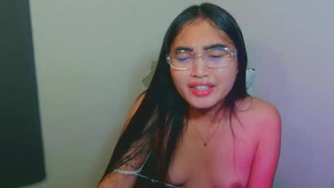 Snapshot of sweet_mariax chatting on 28, 11, 2025 Maria Stella online show from 28, 11, 2025