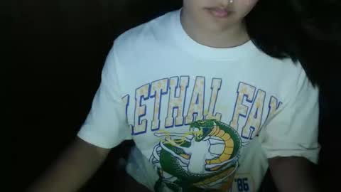 Snapshot of sweet_mary_onboard chatting on 18, 12, 2025 sweet_mary_onboard online show from 18, 12, 2025