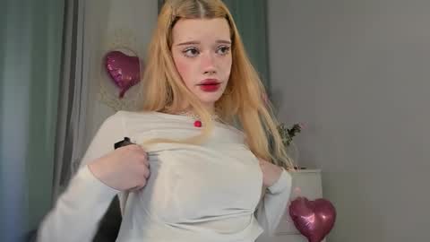 Melissa. Join me on Fansly link in social medias online show from 13, 2, 2026