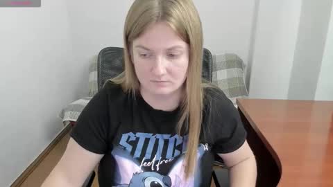 Mila online show from 4, 10, 2025