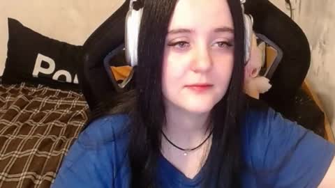 Snapshot of sweet_my_dream chatting on 5, 11, 2025 sweet_my_dream online show from 5, 11, 2025