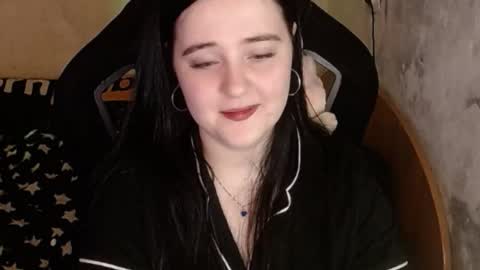 Snapshot of sweet_my_dream chatting on 18, 12, 2025 sweet_my_dream online show from 18, 12, 2025