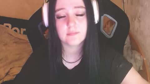 Snapshot of sweet_my_dream chatting on 4, 2, 2026 sweet_my_dream online show from 4, 2, 2026