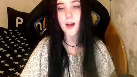 Snapshot of sweet_my_dream chatting on 11, 2, 2026 sweet_my_dream online show from 11, 2, 2026