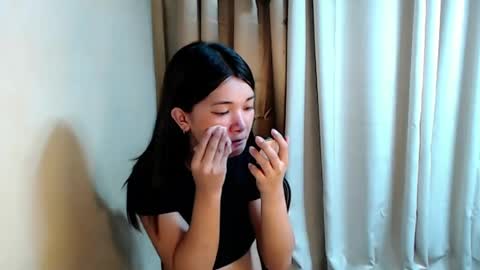 sweet_nylia online show from 12, 7, 2026
