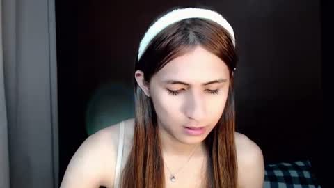 sweet_paprikaxx online show from 4, 8, 2026