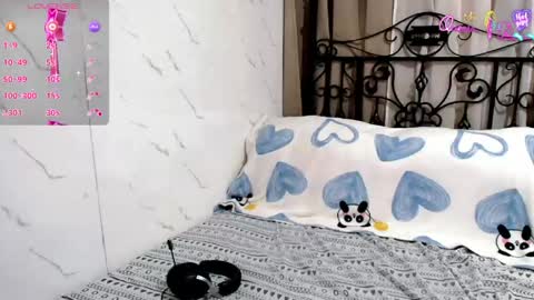 Snapshot of sweet_sirenxx chatting on 21, 4, 2026 Leah online show from 21, 4, 2026