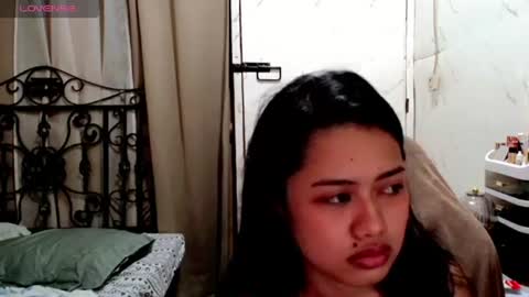 Snapshot of sweet_sirenxx chatting on 15, 7, 2026 Leah online show from 15, 7, 2026