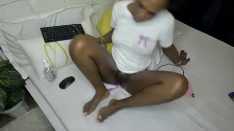 Snapshot of sweet_spoon chatting on 11, 12, 2024 Nina online show from 11, 12, 2024