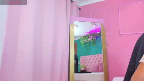 Yeileen online show from 1, 4, 2026