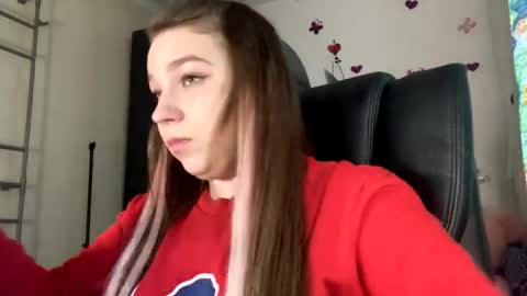 Snapshot of sweetalissa18 chatting on 3, 12, 2024 sweetalissa18 online show from 3, 12, 2024