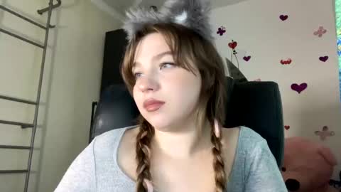 Snapshot of sweetalissa18 chatting on 9, 12, 2024 sweetalissa18 online show from 9, 12, 2024
