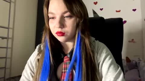 Snapshot of sweetalissa18 chatting on 22, 1, 2025 sweetalissa18 online show from 22, 1, 2025