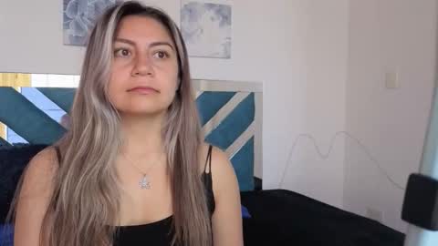 Cinthia online show from 17, 10, 2025
