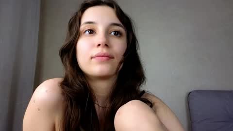 Snapshot of sweetcats_meow chatting on 11, 5, 2026 Eva and Cherry online show from 11, 5, 2026