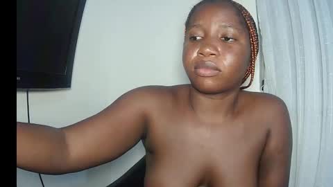 Snapshot of sweetcoochiex chatting on 29, 9, 2025 sweetcoochiex online show from 29, 9, 2025