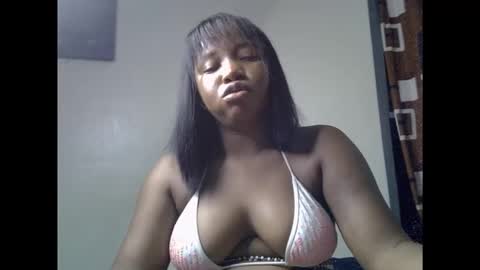 sweetcoochiex online show from 8, 11, 2025