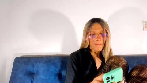 Amelia online show from 16, 2, 2025