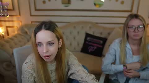 Snapshot of sweetdesiree_ chatting on 21, 10, 2025 Amelia online show from 21, 10, 2025