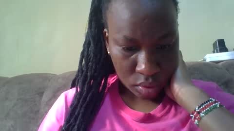 sweetdiva2012 online show from 6, 4, 2026