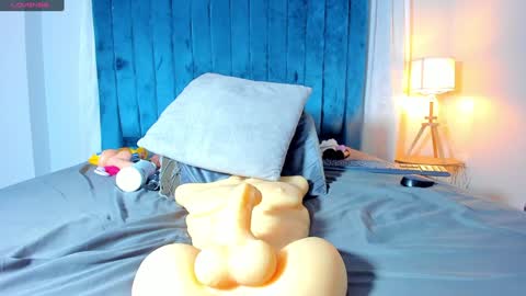 Mia online show from 24, 1, 2025