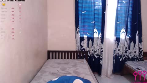 sweetkatniss online show from 27, 1, 2025