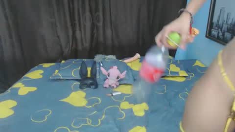 Snapshot of sweetevil19 chatting on 6, 3, 2025 sweetevil19 online show from 6, 3, 2025