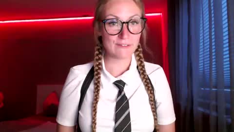 Snapshot of sweetgermangoddess chatting on 7, 8, 2026 sweetgermangoddess online show from 7, 8, 2026