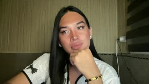 Snapshot of sweetgirl_rhainexxx chatting on 14, 6, 2026 sweetgirl_rhainexxx online show from 14, 6, 2026