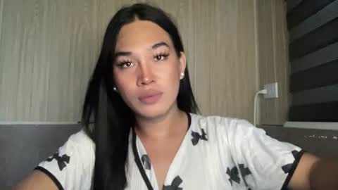 Snapshot of sweetgirl_rhainexxx chatting on 18, 6, 2026 sweetgirl_rhainexxx online show from 18, 6, 2026
