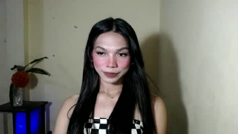 sweetgirl_shaquillexx online show from 30, 6, 2026