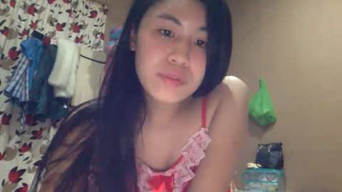 sweetgirllucy24xx online show from 11, 4, 2026