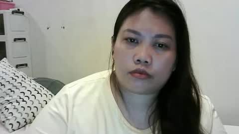 Snapshot of sweetheart1991 chatting on 14, 5, 2026 Fuck my boobs69 online show from 14, 5, 2026