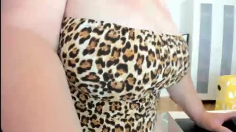 sweetheartmia online show from 14, 7, 2026