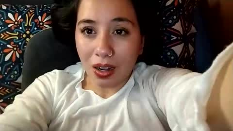 Snapshot of sweetie__annie chatting on 13, 1, 2026 Ana Mara i cant Make noise My family is here online show from 13, 1, 2026