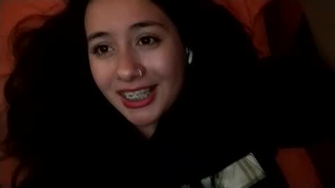 Snapshot of sweetie__annie chatting on 26, 2, 2026 Ana Mara i cant Make noise My family is here online show from 26, 2, 2026