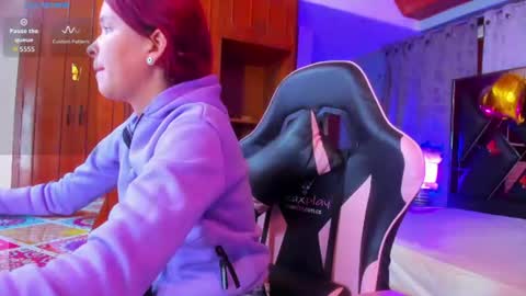 FOXXY online show from 6, 7, 2026